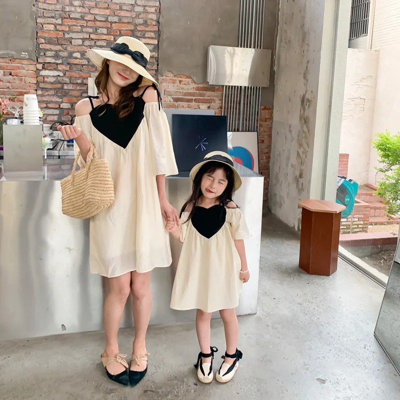 

Mommy and Daughter Matching Clothes Dress 2023 Summer New Fashionable Three Dimensional Love Casual Simple Sweet Dress Girls