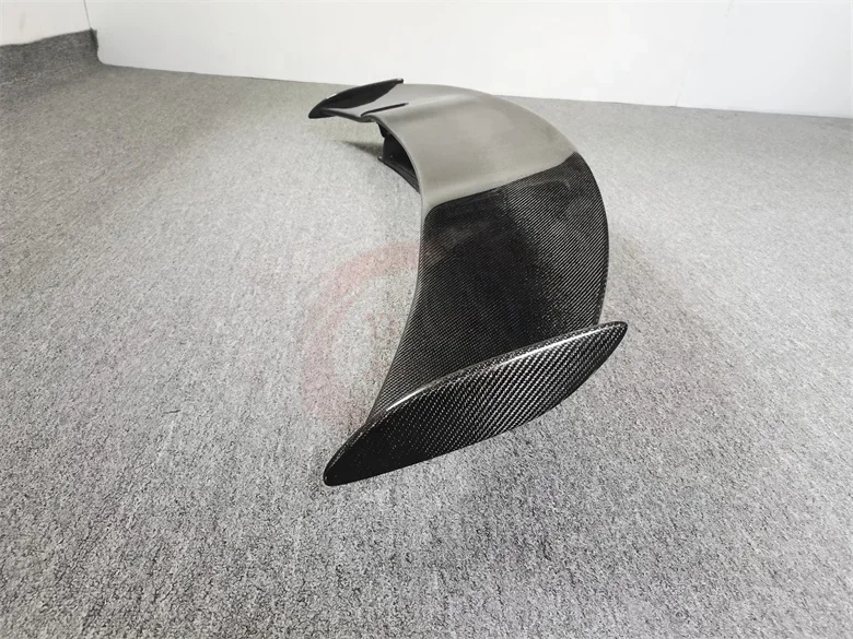 High quality GTR Style Carbon Fiber Spoiler With Light For GT GTS 6