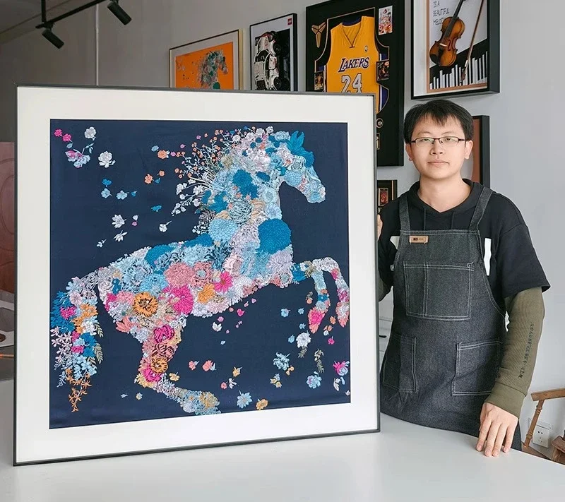 Silk scarf framing, magnetic non-destructive framing