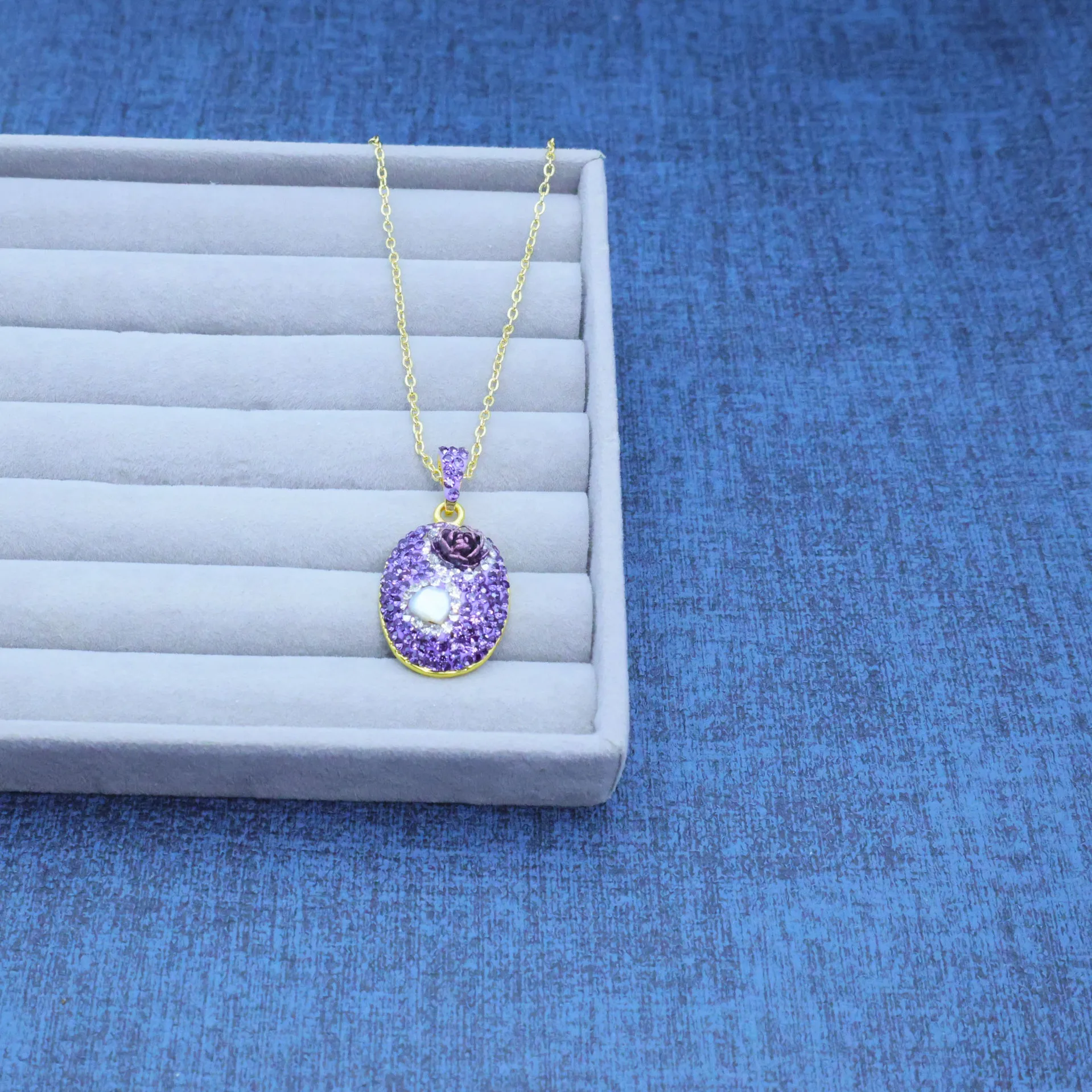 DIY accessories European and American cross-border pearl flower element handmade design three-piece set inlaid with simple light