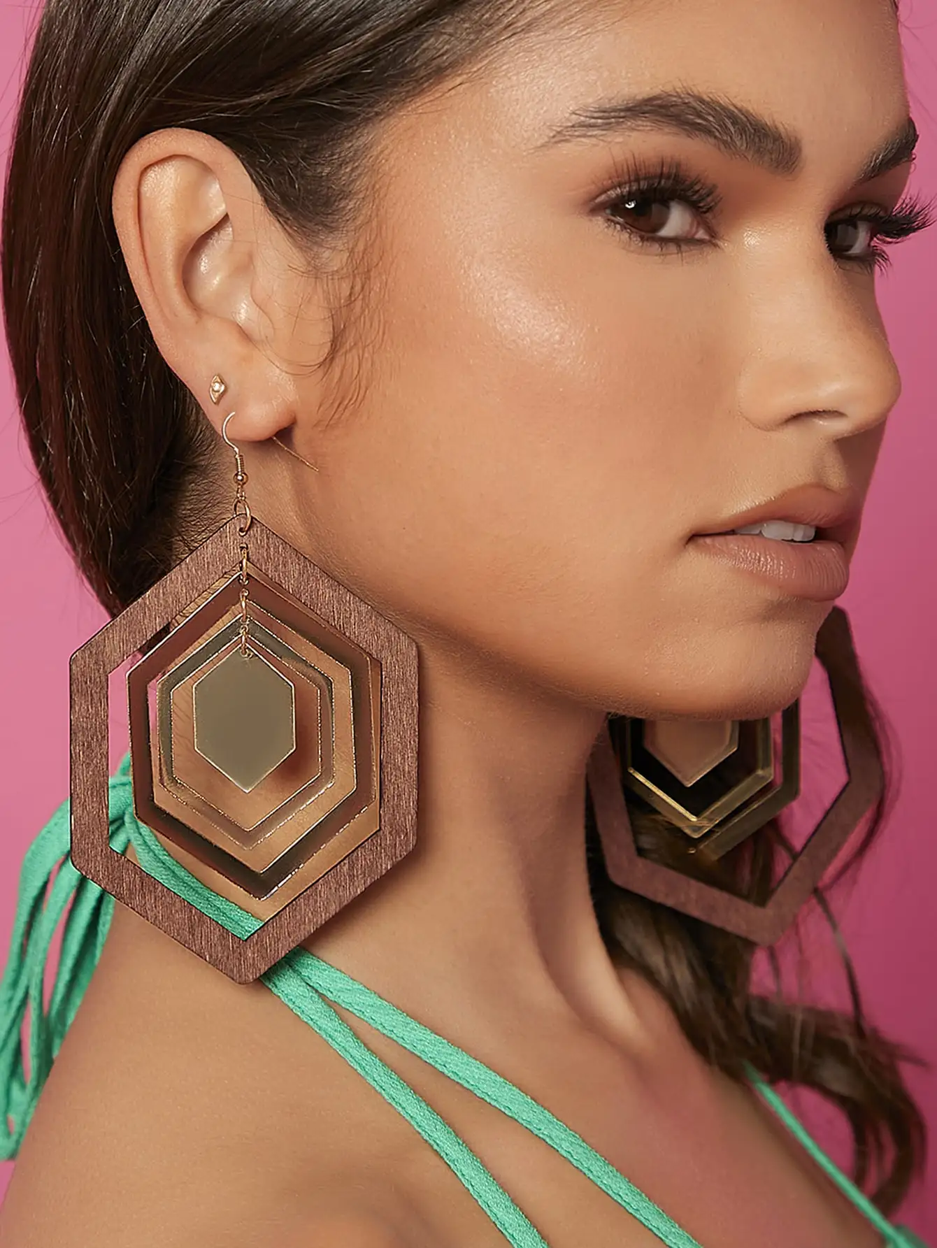 Retro Big Rhombic Quadrilateral Earrings Europe and America Exaggerated Metal Asymmetry Wood Geometric Earrings for Women