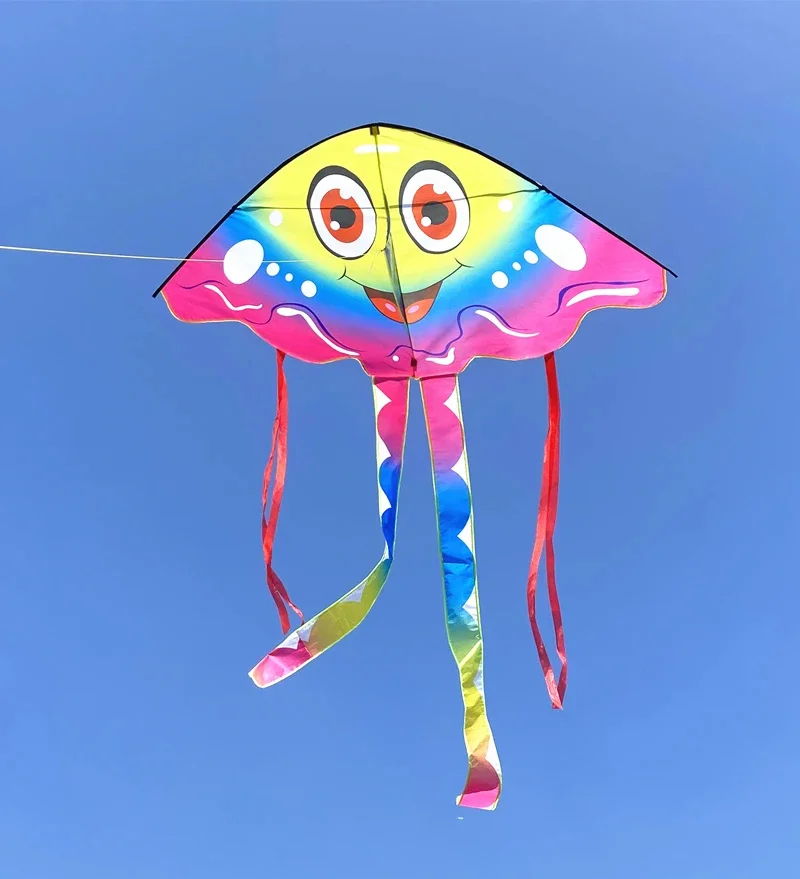 free shipping new smiling kites flying toys for children kites line professional winds kites for kids inflatable toys parachute