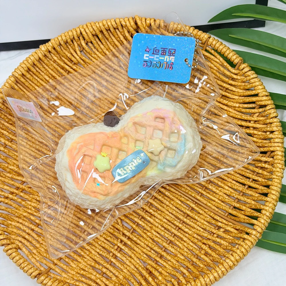 silicoco-dessert-series-apple-waffles-stress-relief-soft-silicone-toy-slow-rebound-soft-squishy-squeeze-nulala100057