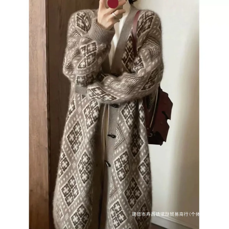 

Retro Classic Winter Sweater for Women Loose Idle Style Overknee Long Horn Button Knitted Cardigan Outer Wear