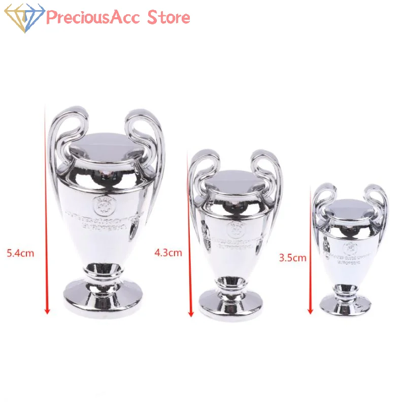 إسبانيا إيطاليا دوري أبطال أوروبا الكأس نموذج زخرفة ديكور المفاتيح قلادة هدية تذكارية