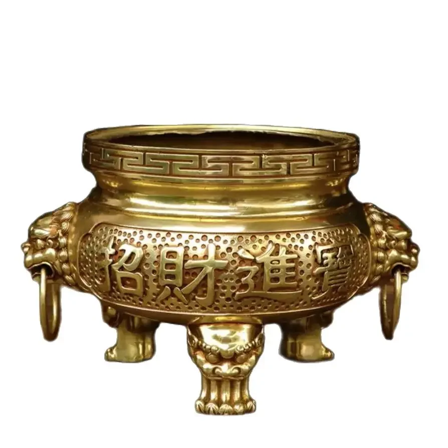 Brass is essential for providing Buddhist incense cauldron furnace, three legged treasure pot decorations, metal decorative cra