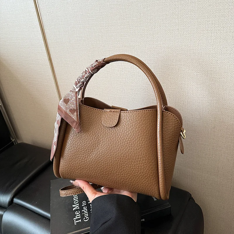 Bags women's high-end sense new fashion women's bags niche bags messenger bags bucket bags commuter shoulder bags handbags