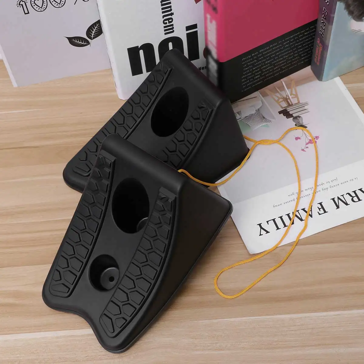 

2PCS Wheel Chocks Car Stopper Block Tire Camper Anti Slip Rubber High Strength Durable Portable Easy Use