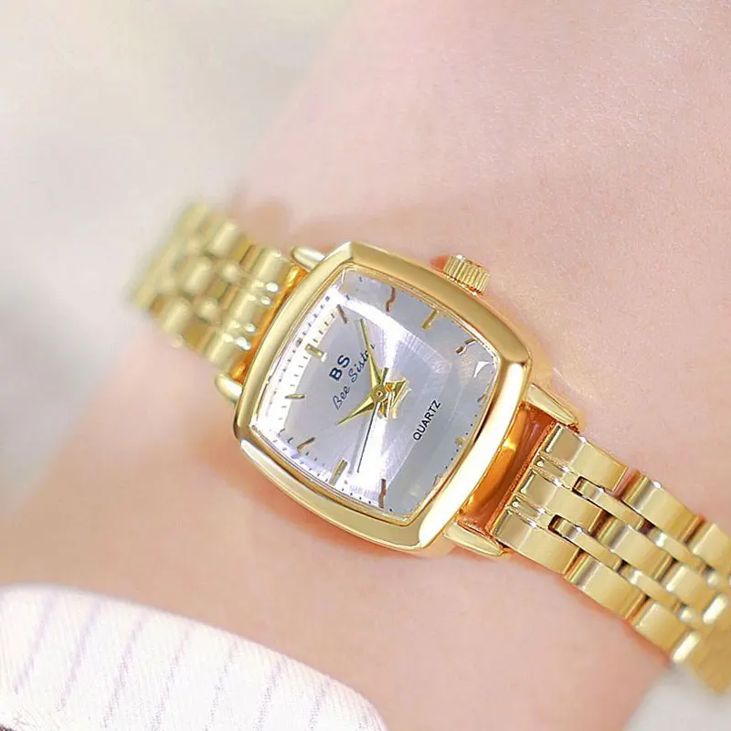 2024 New Product Unique Square Dial Quartz Steel Band Watch for Women Fashion Gold Waterproof Women's Clock with Box Reloj