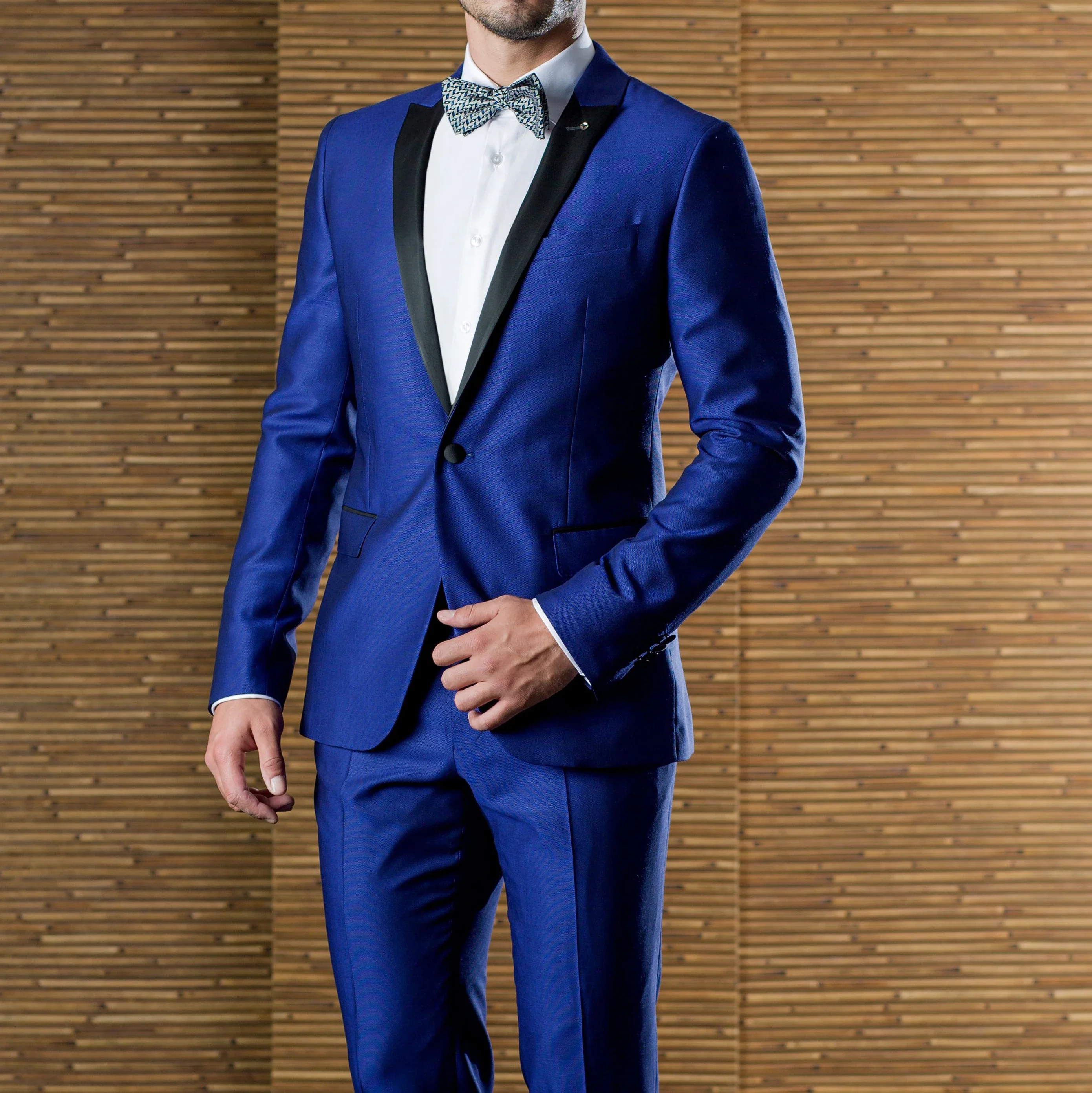 

Luxury Men's Suits Royal Blue 2 Piece Jacket Pants Wedding Black Peak Lapel Single Breasted One Button Regular Length Slim Fit