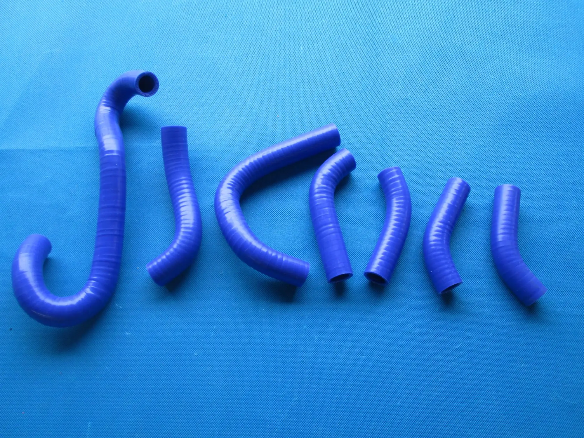 

Blue Silicone Radiator Hose For 1984-1988 HUSQVARNA HUSKY 430 / AE430 / AE500 / CR430 / TC500 / WR400 / WR430 / WR500 / XC400