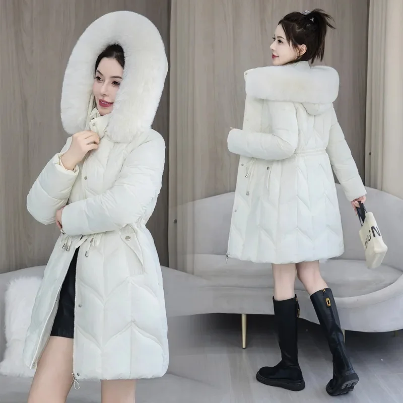 

Women Winter Fur Collar Hooded Parka Fashion Letter Patch Zipper Pockets Design Long Jacket Elegant Slim Warm Thick Female Coats
