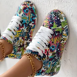 Sneakers da donna Sneakers da donna con suola spessa aumentate nuove scarpe da donna bianche Graffiti dipinte a mano scarpe Casual da esterno taglie forti