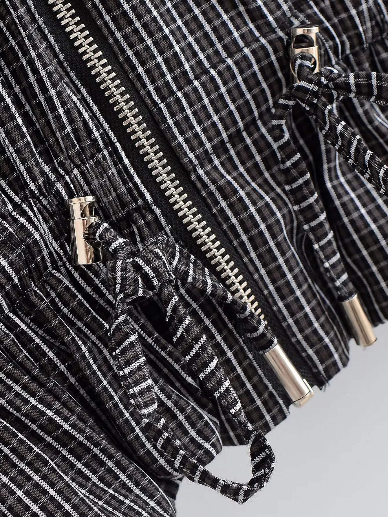 Retro Damen Karo-Jacke, modisch, mit Stehkragen, Kordelzug am Saum, lockere Passform, karierte Oberbekleidung, lässiger Mantel mit langen Ärmeln und Taschen – Detail 10