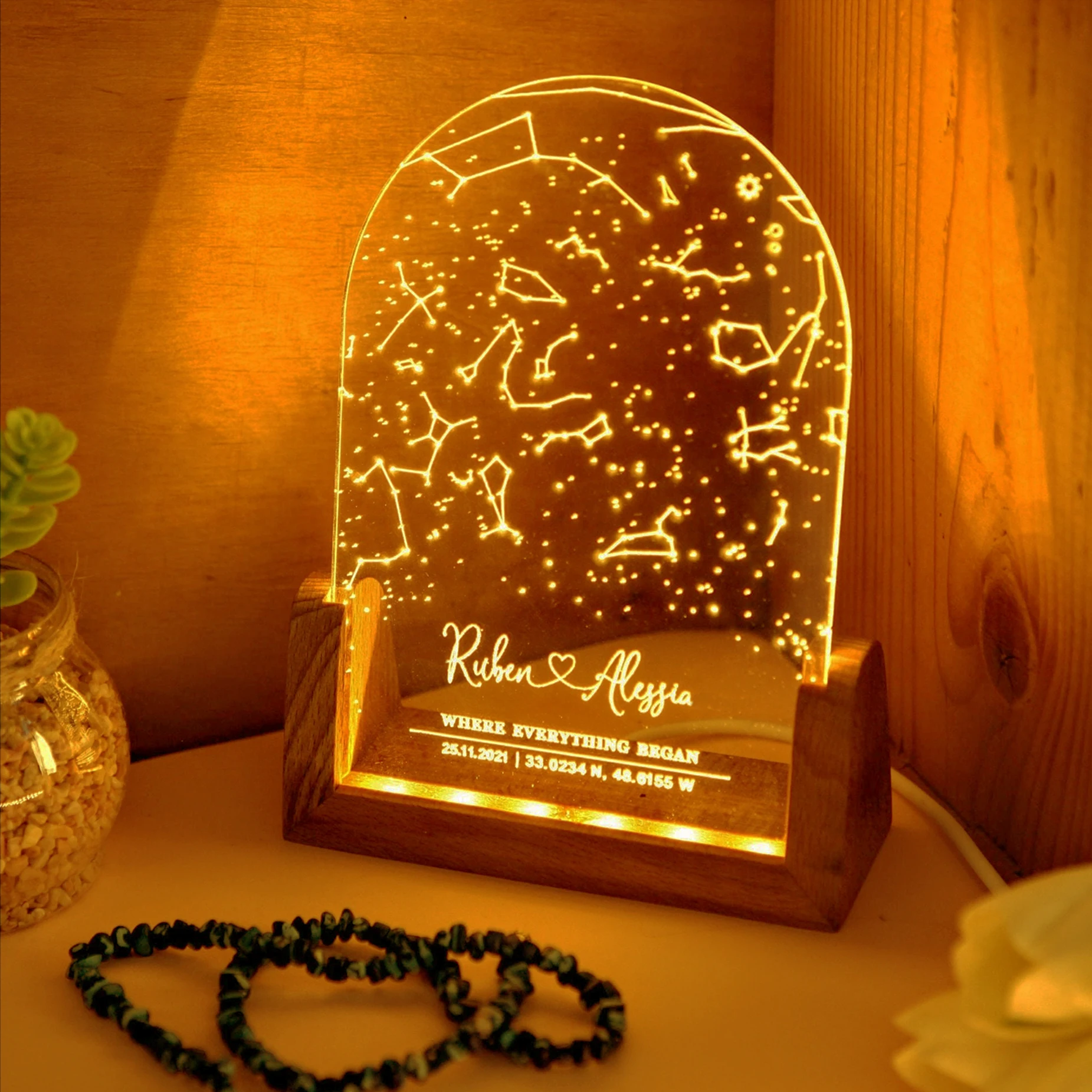 Imagem -03 - Personalizado Constellation Chart Lamp Personalizado Quarto Nightlight para Casais Mãe Pai Amor Família Memorial Day Presente de Aniversário