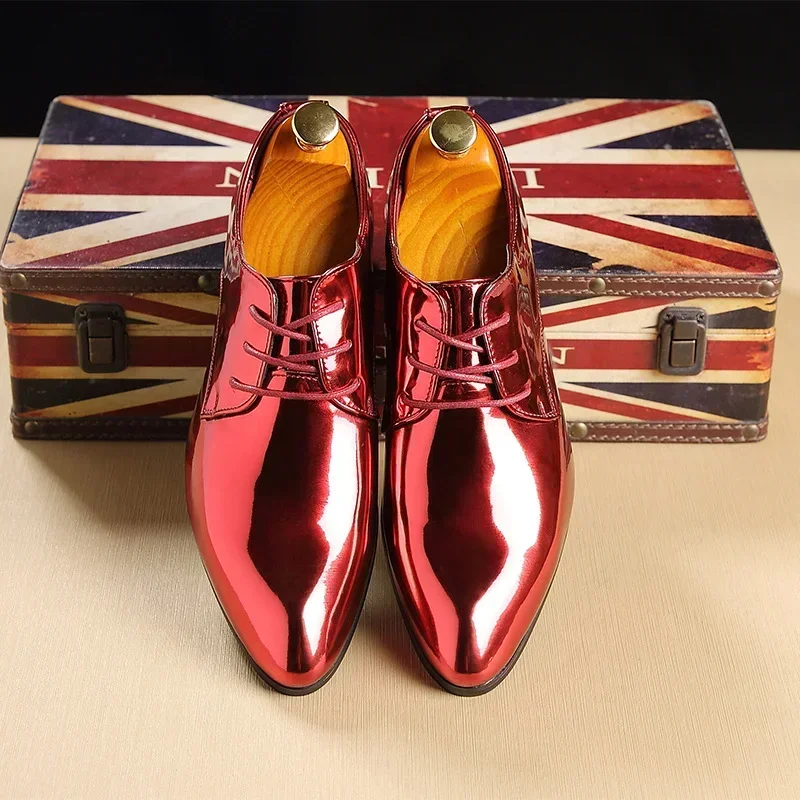 Fashion Trend Patent Leather Men Wedding Shoes Gold Blue Red White Oxfords Shoes Designer Pointed Toe Dress Shoes Big Size 37-48