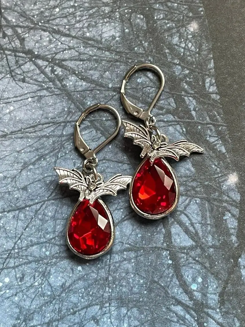 Gothic Vampire Bat Earrings For Women  Fashion Pagan Witch Jewelry Accessories Gift Vintage Bat Blood Crystal Charm Ear Hook New