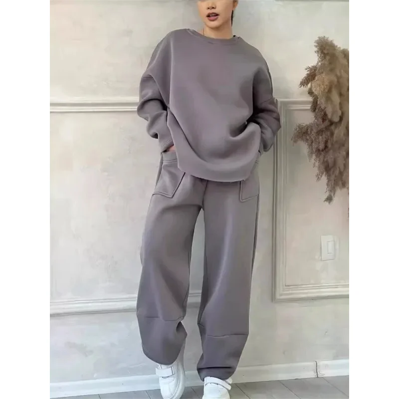 

New Solid 2 Piece Set Women's Autumn And Winter Casual Loose Round Neck Long-sleeved Sweatshirt And Trousers Suit Female