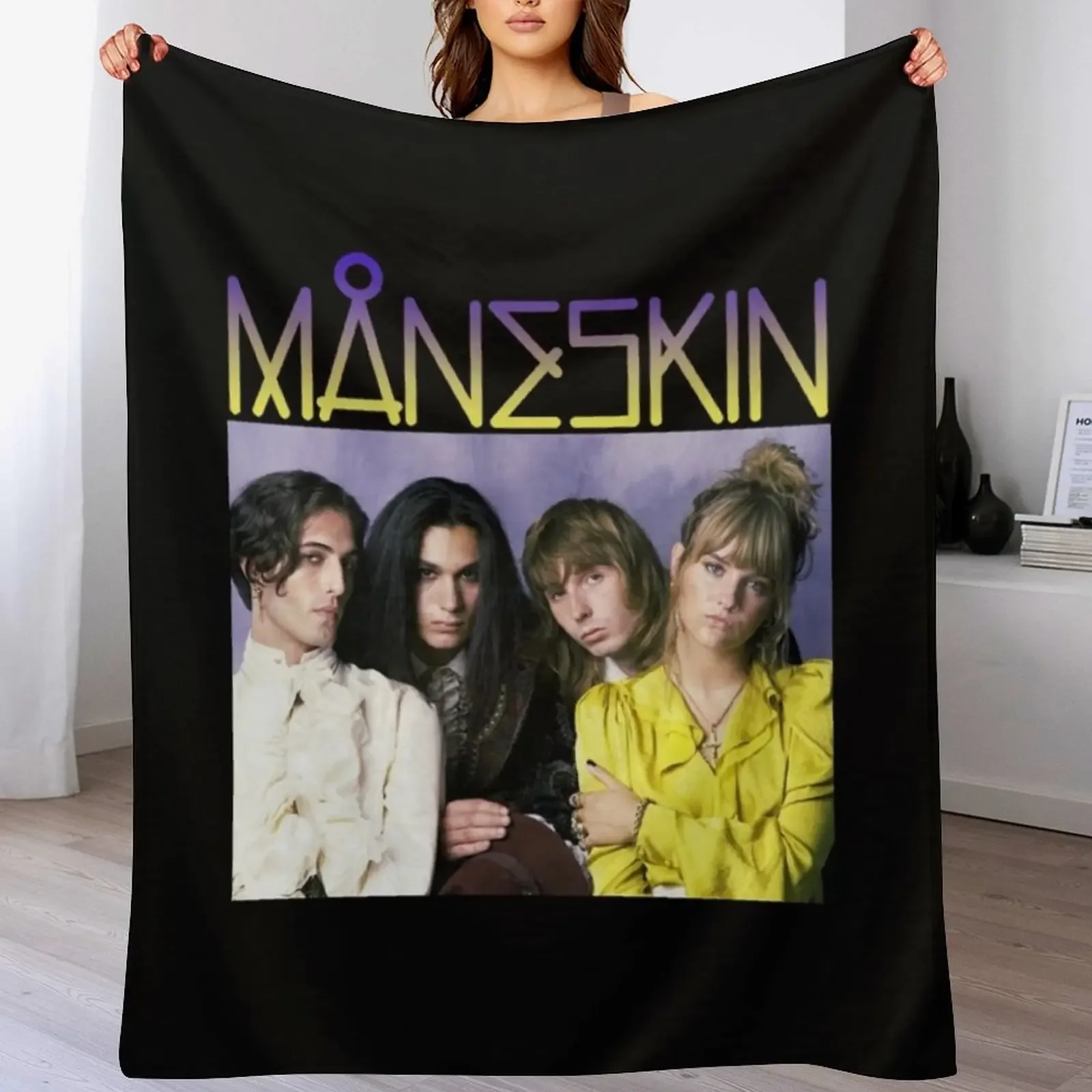 Maneskin Throw Blanket Foldable Soft Warm Blanket for Outdoor Use