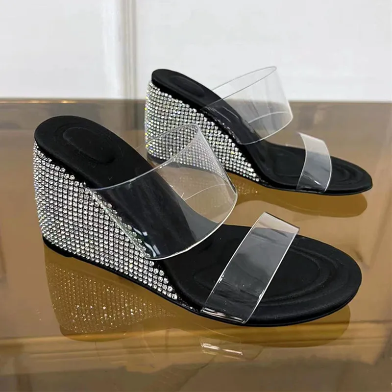 

Fashion Crystal Rhinestones Wedge Slippers for Women Summer Open Toe High Heels Slides Female Shoes PVC Transparent Sandals