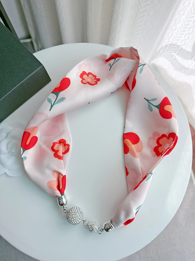 

Красный цветочный принт, магнитный держатель для шарфа для женщин, 100% шелковый шарф с магнитными пуговицами, многофункциональный шелковый шарф, ожерелье, шарфы