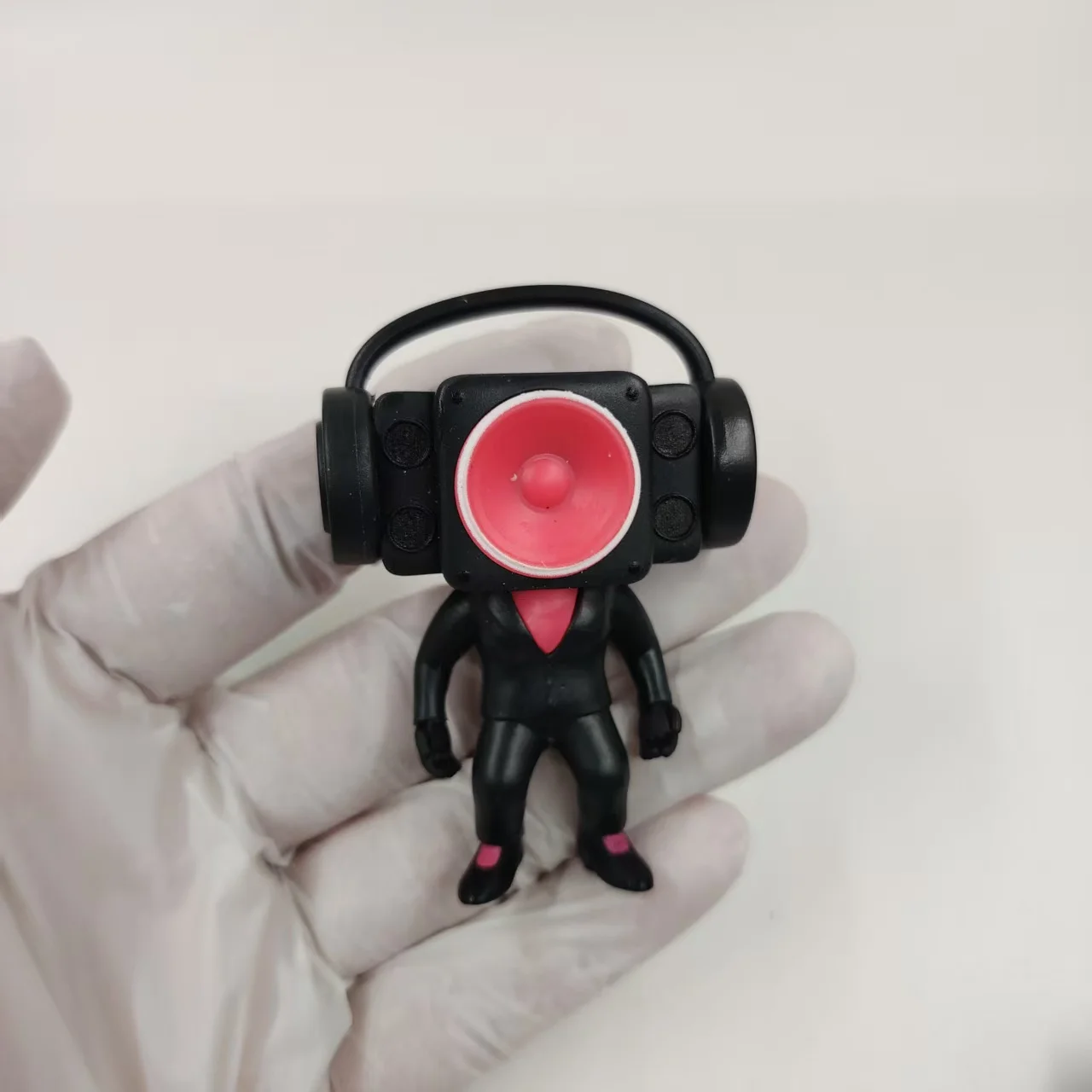 الأصلي Skibidi المرحاض رجل كاميرا رجل الشكل التلفزيون رجل المتكلم رجل نموذج عمل أرقام الزينة البلاستيكية دمية لعبة مضحك الاطفال هدية #4