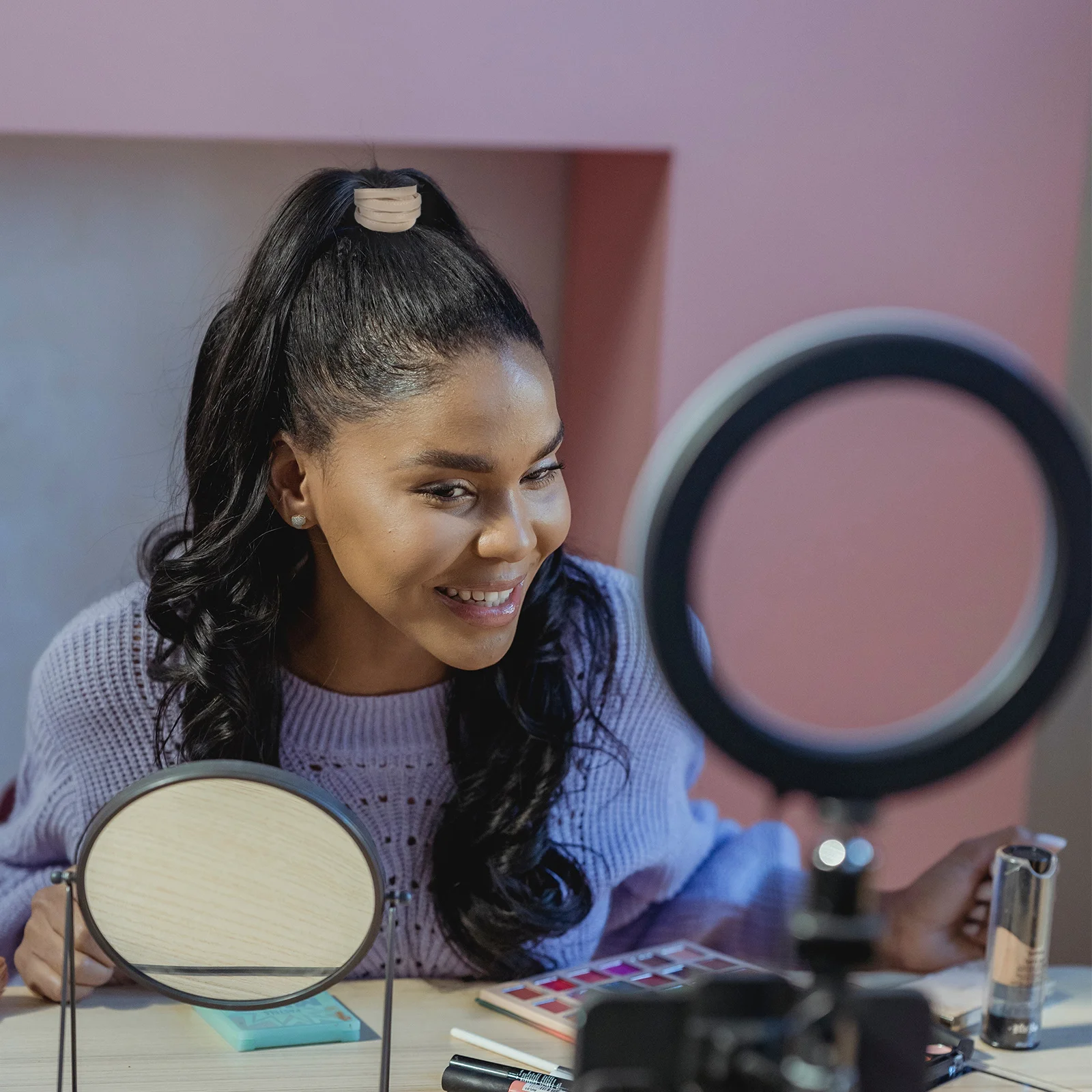 

Creative PU Hair Bands Wired Ponytail Holder Cute and Stylish Everyday Wear Easy to Match with Outfits