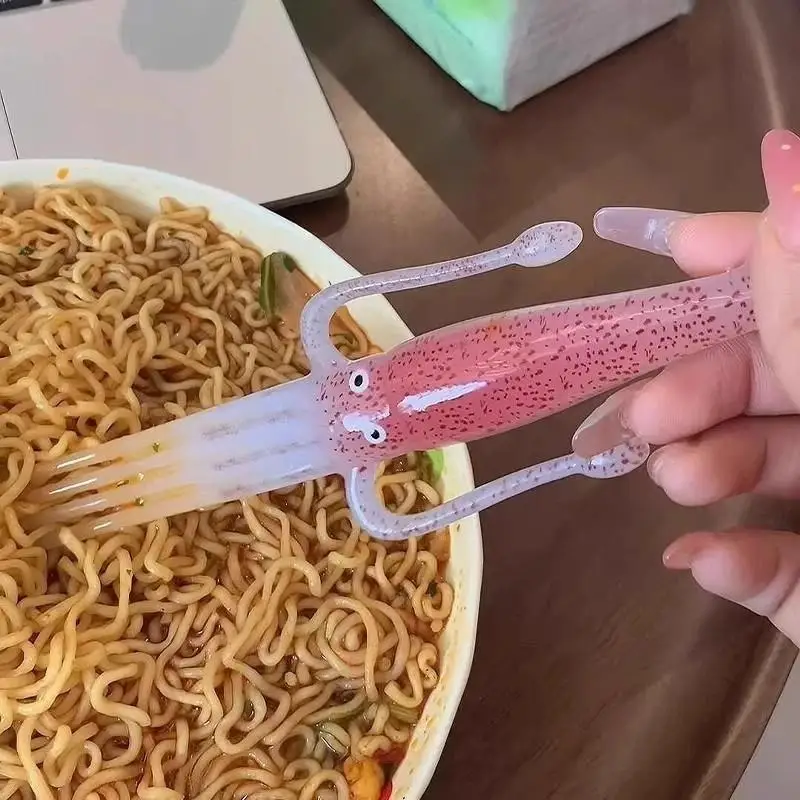 New 1pcs Funny Simulation Tableware Octopus Squid Shape Creative Fork For Instant Noodles Japanese Food