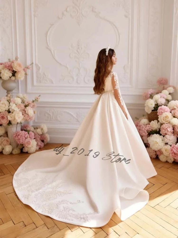 Customized Luxury Satin Flower Girl Dress Lace Sleeve O-Neck Embroidered Train Kid Princess Gown Wedding First Communion Pageant