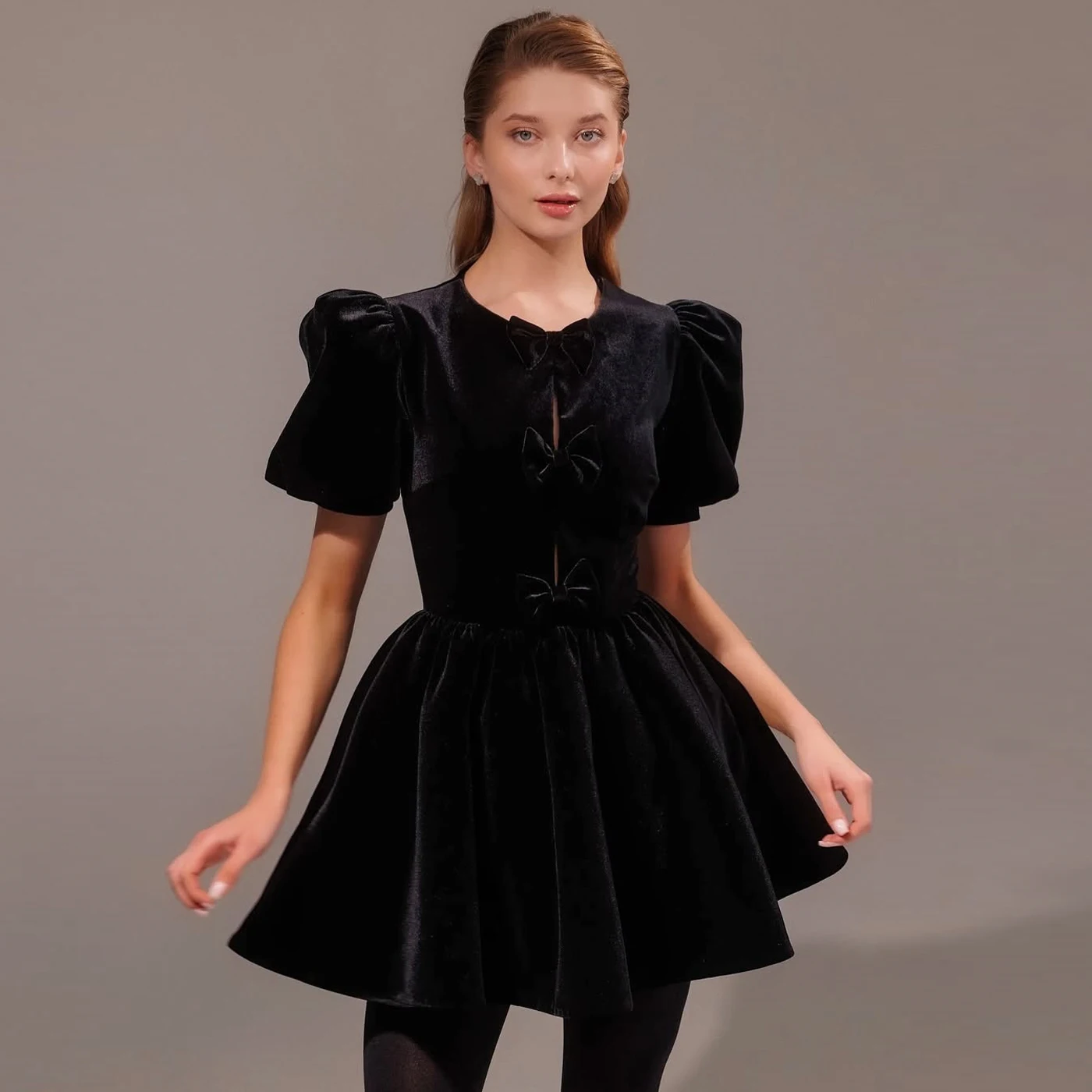 

High Quality Black Velvet Short Party Dresses with Bows Short Sleeves A Line Mini Prom Gown Women Birthday Formal Dress Custom