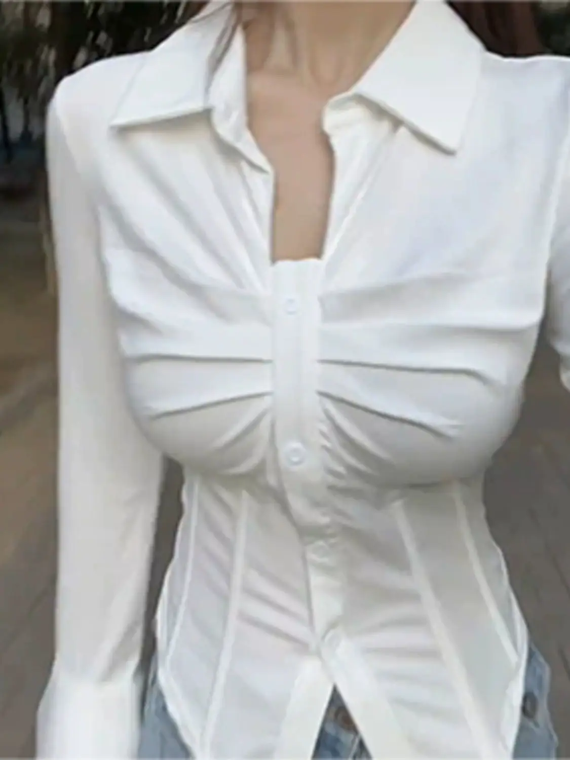 White collar long sleeved shirt for women, autumn and summer French chic shirt, slim fit and slimming, pleated design, niche top