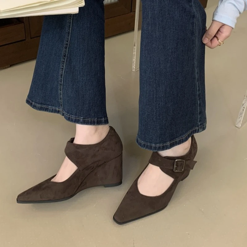 

Туфли-лодочки Aneikeh Spring Vintage с острым носком из замши, на танкетке, с ремешком и пряжкой, для женщин, для банкетов