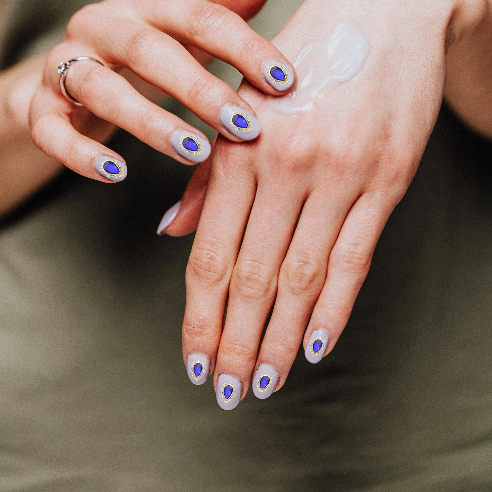 

54Pcs Nail DIY Ornaments Creative Manicure Small Decors for Natural Artificial Nails Nail Decoration Decors Manicure Supplies