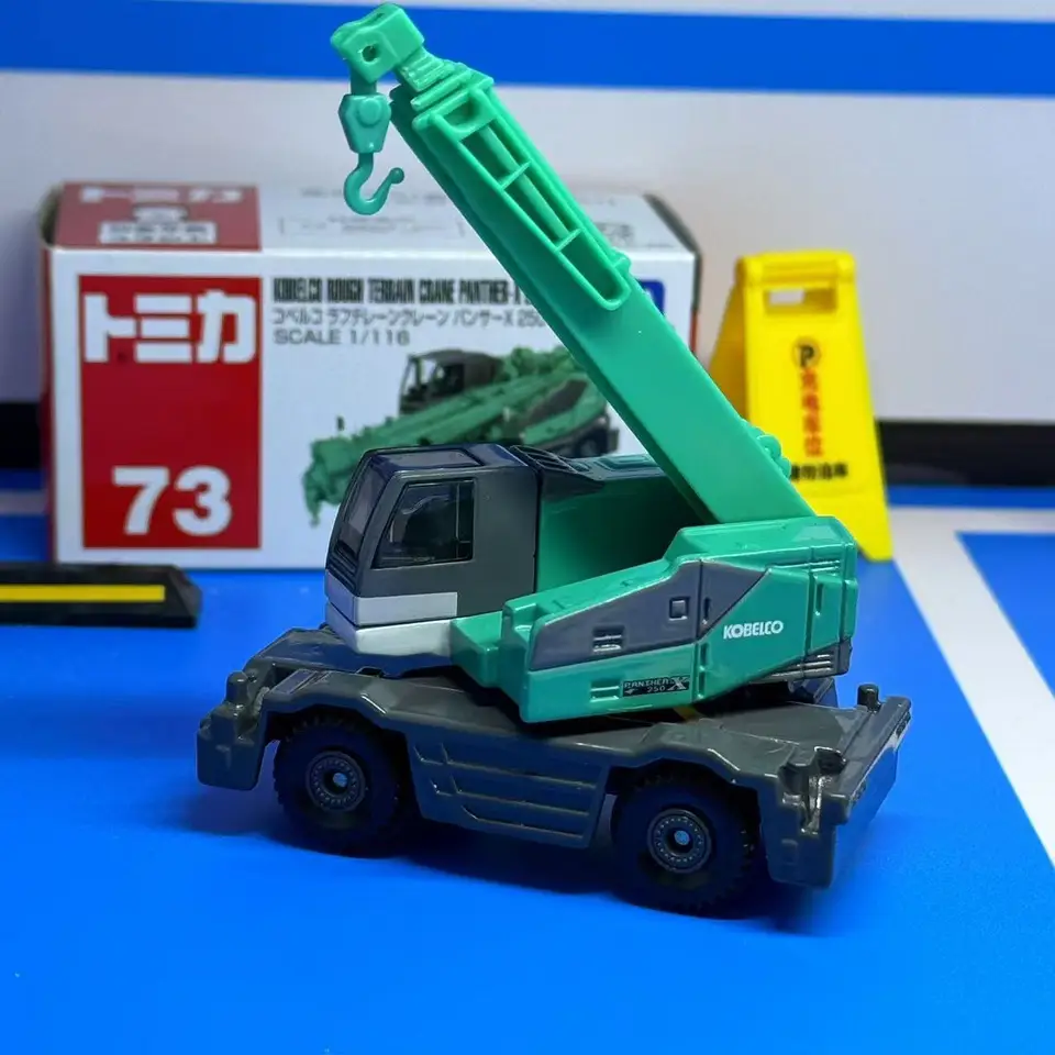 PANTHER 250X ミニカー 非売品　トミカ　TOMICA クレーン車 PANTHER 250X ミニカー 非売品 トミカ TOMICA クレーン車 - メルカリ