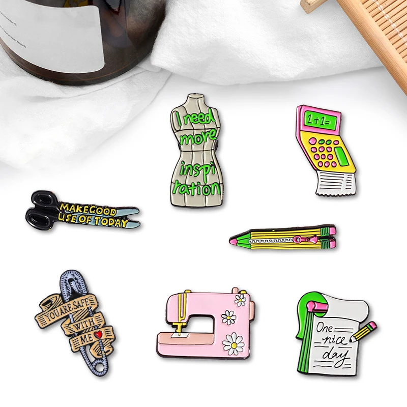 Creative Trendy Cartoon Calculator Scissors Oil Drop Lapel Brooch Badge Pin Denim Bag Gift Men Women Fashion Jewelry Accessories