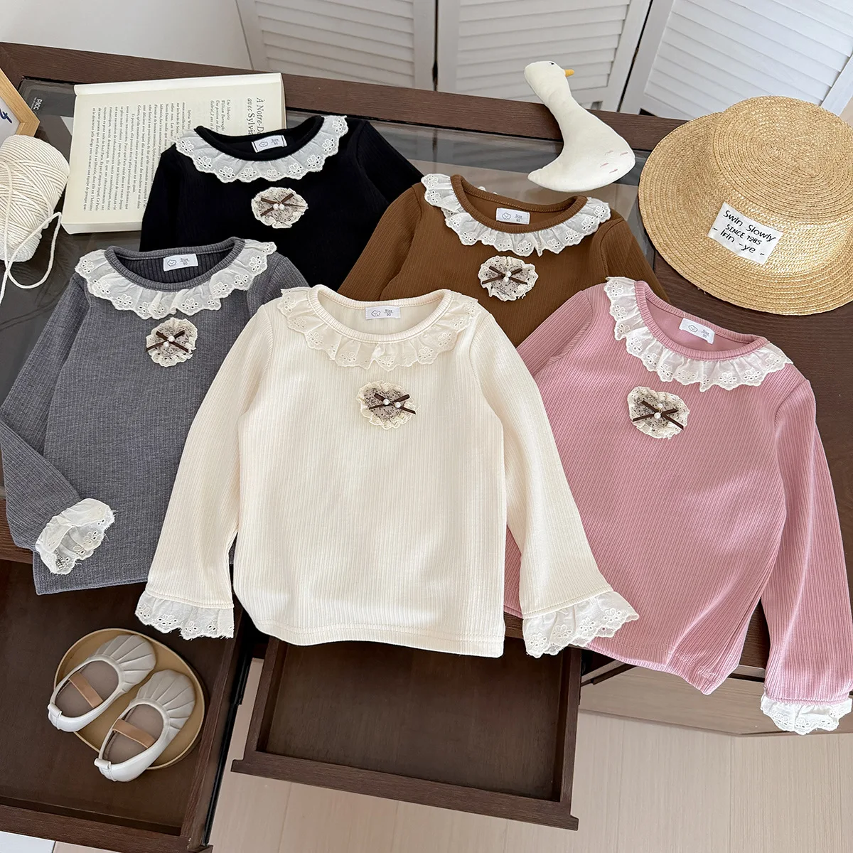 Girls Undershirt 2026 Fall Winter New Kids Solid Sweater Top Baby Girl Bow Knot Cute Knitwear New Nice