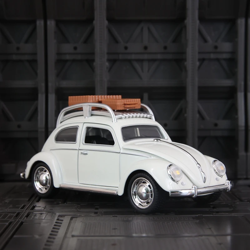

1:32 Volkswagen Beetle alloy car model, doors and engine hood, trunk can be opened, children's sound and light toys, gifts
