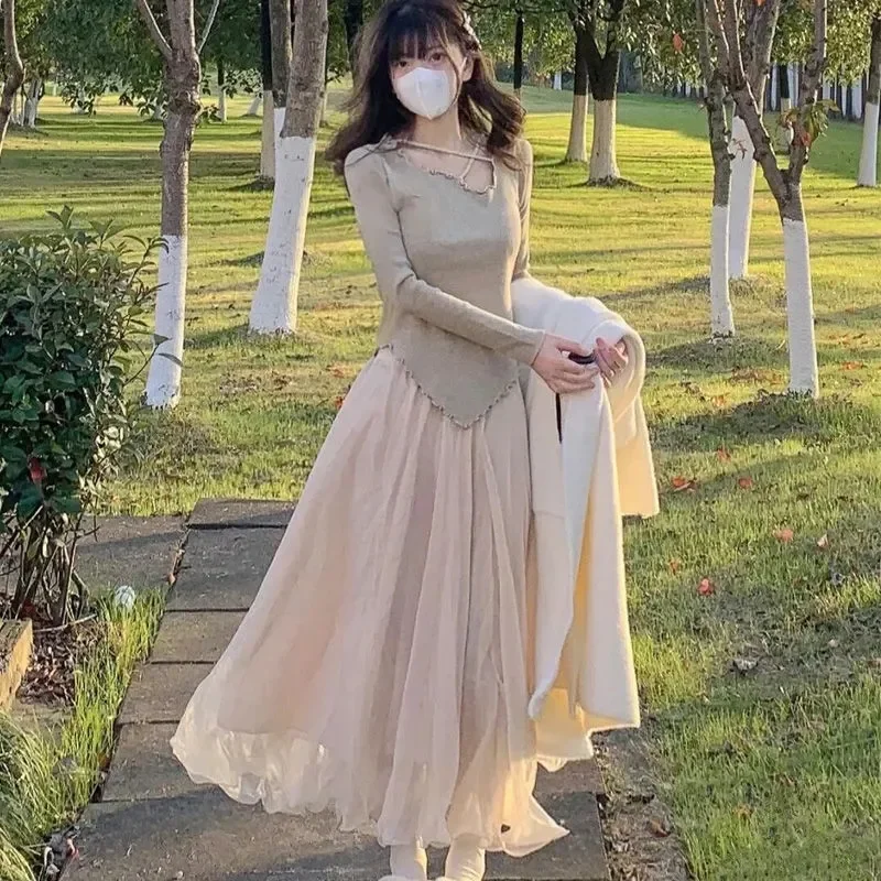 

Весенне-осенний нежный вязаный свитер, юбка средней длины, костюм-двойка для женщин