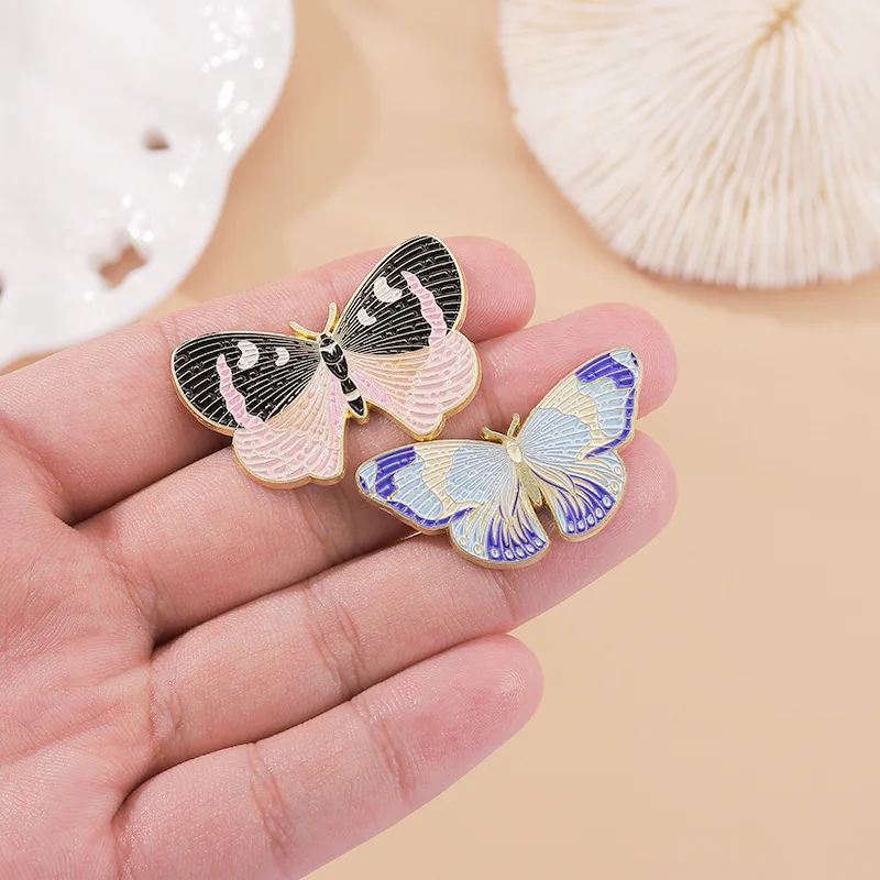 Gothic Butterfly Enamel Pin Colorful Insect Collar Lapel Badge Decorative Accessorie Woman Brooch Backpack Hat Clothes Wholesale