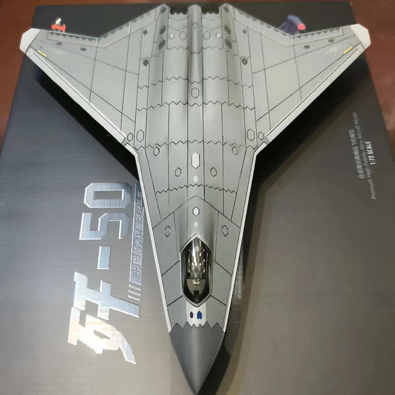 

1:72 J-50 модель истребителя, высокая имитация сплава, модель из пенопласта, игрушка, военный памятный подарок, украшения, изысканная коллекция