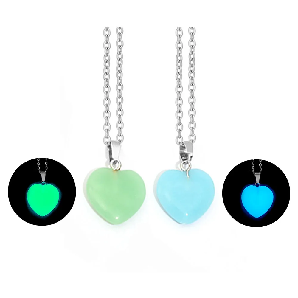 

Glowing Luminous Stainless Steel Heart Nature Stone Glow In The Dark Heart Pendant Necklace for Halloween Gift Men Women