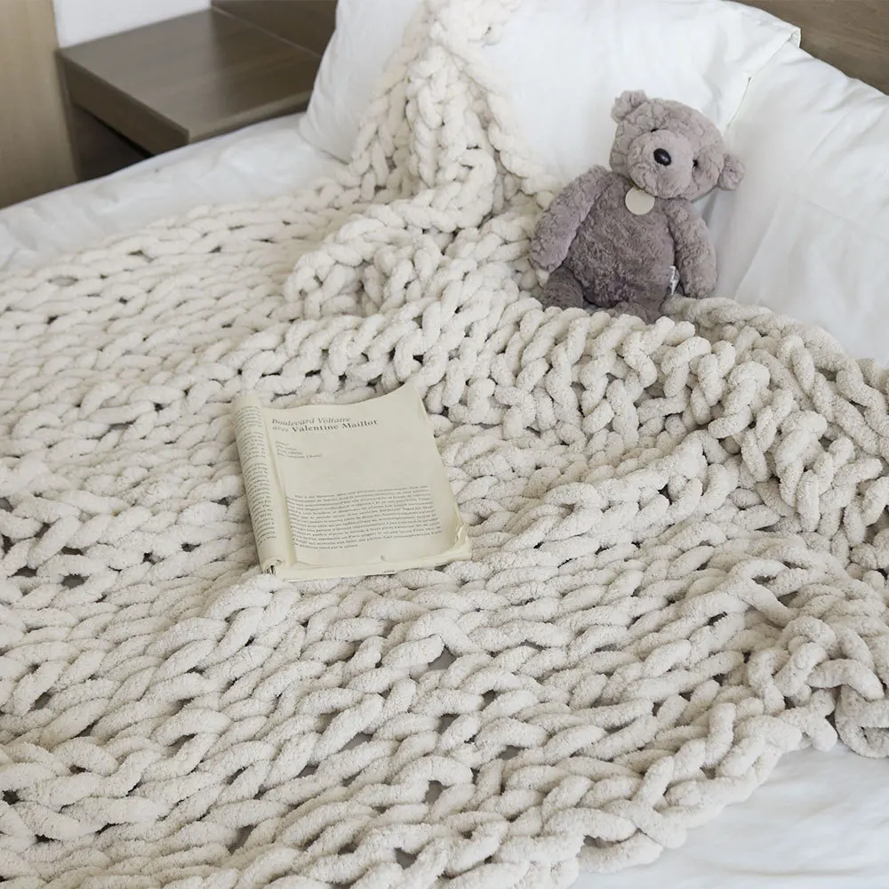 Chunky Knit Blanket – Ultra Soft & Cozy Handmade Style Throw for Sofa, Bed, Winter, Living Room