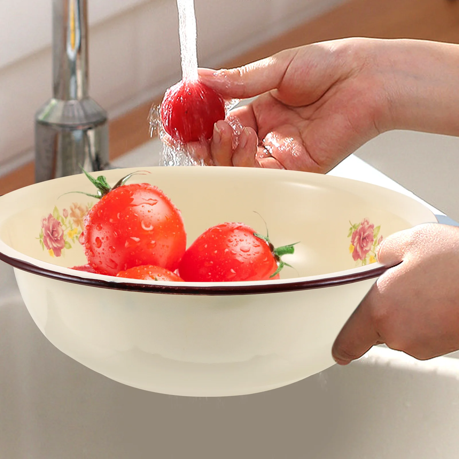 

Vintage Mixing Basin Retro Enameled Bowl Kitchenware Thickened Enamelware Household Serving Bowl for Salad Fruit Dessert