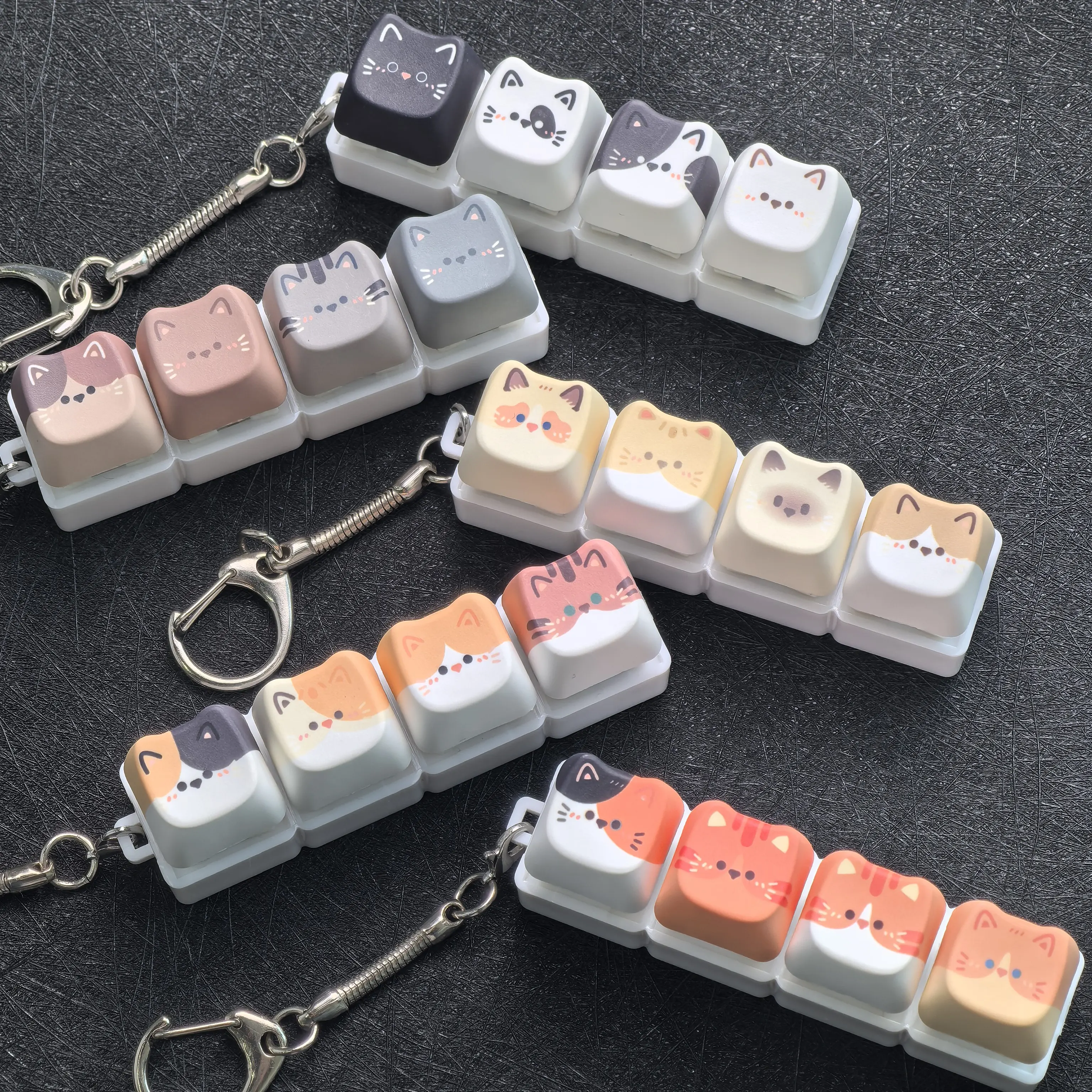 MAIMOOO 4-Tasten-Schalter-Tester, Katzenförmige Tastenkappen, Mini-Tastaturschalter-Anhänger, Niedlicher PBT-Katzenanhänger, Fingerspitzen-Dekompressionsspielzeug