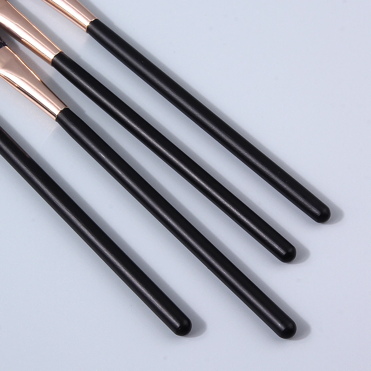 4PCS soft wooden handle eye makeup brush, eyeshadow brush, smuder brush, detail brush, multi-purpose beauty tool