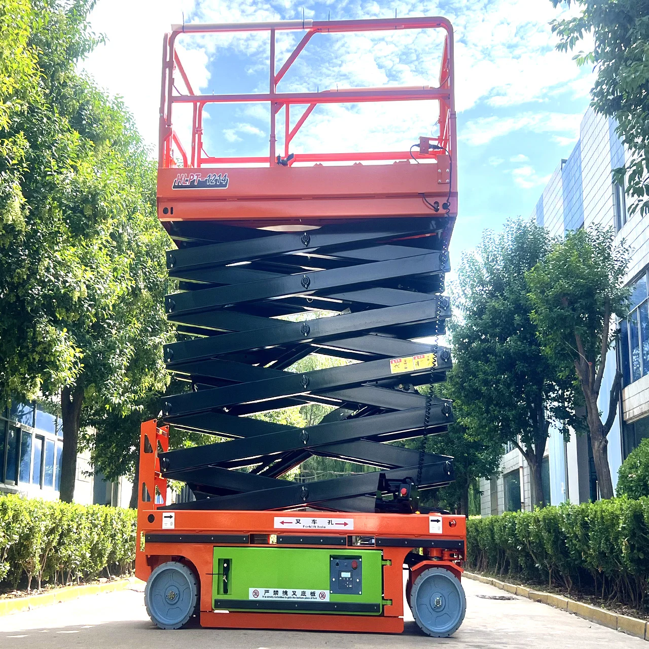 Customized Free Shipping Manufacturers Sell Electric Hydraulic Lift Truck With Moving Shear Fork Aerial Climbing Car Features Fo