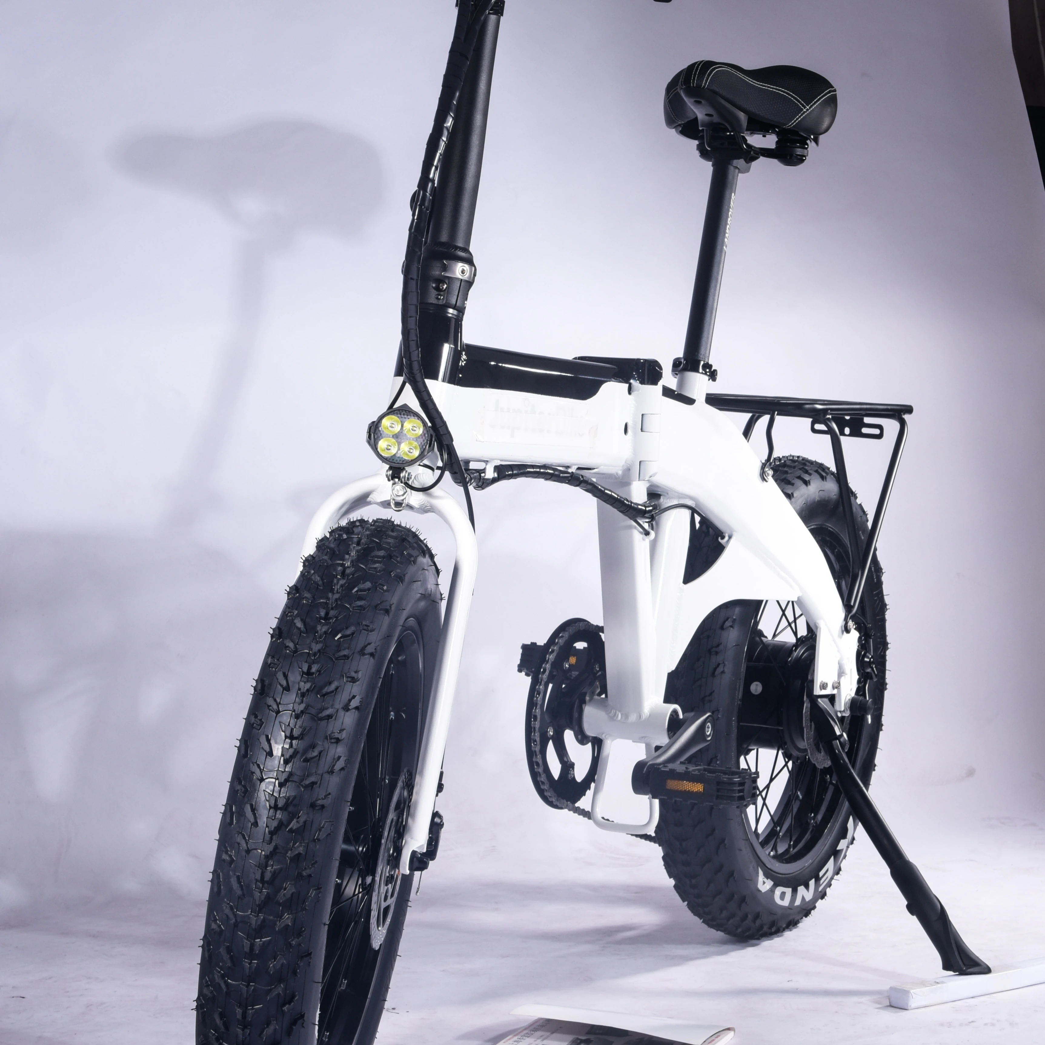 

20-дюймовый электрический круизный велосипед (с центральным двигателем)