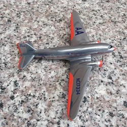 Diecast 1:200 Scale DC-3 American Airlines passenger Alloy Finished Aircraft Simulation Model Static Decoration Souvenir Gifts