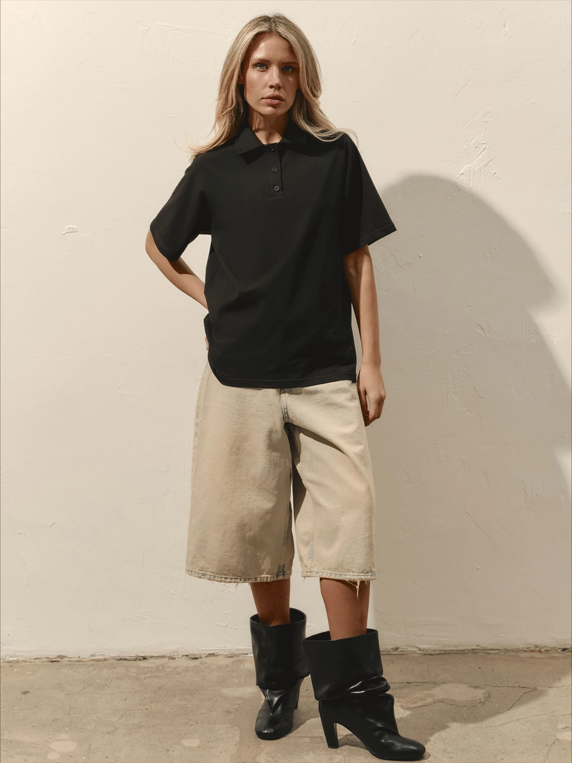 Women's Solid Color Polo Shirt for Summer Casual Stylish and Versatile Street Style Suitable for Any Occasion.