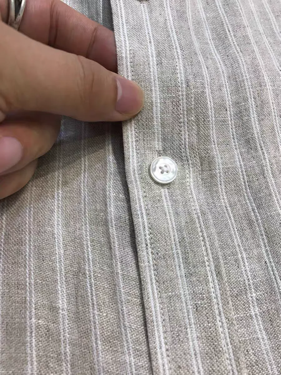 قميص كتان مخطط بطية صدر السترة من الميلاد القديم